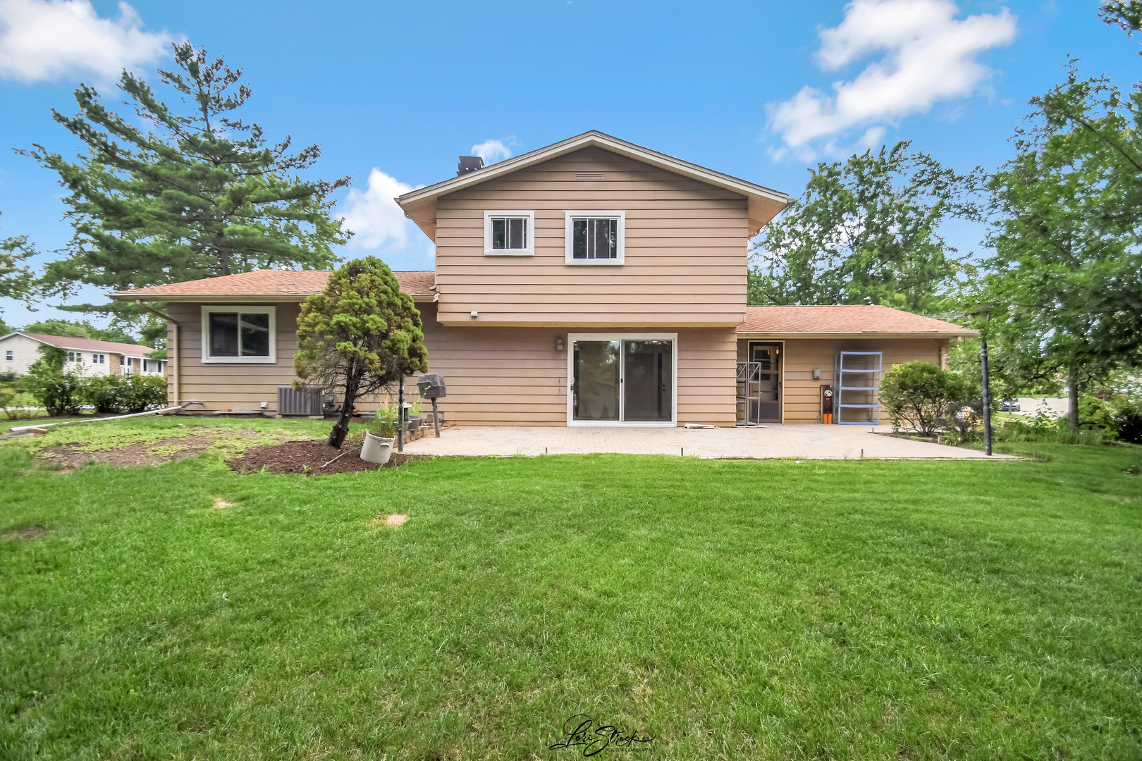 626 Derbyshire Lane, Bolingbrook, IL 60440