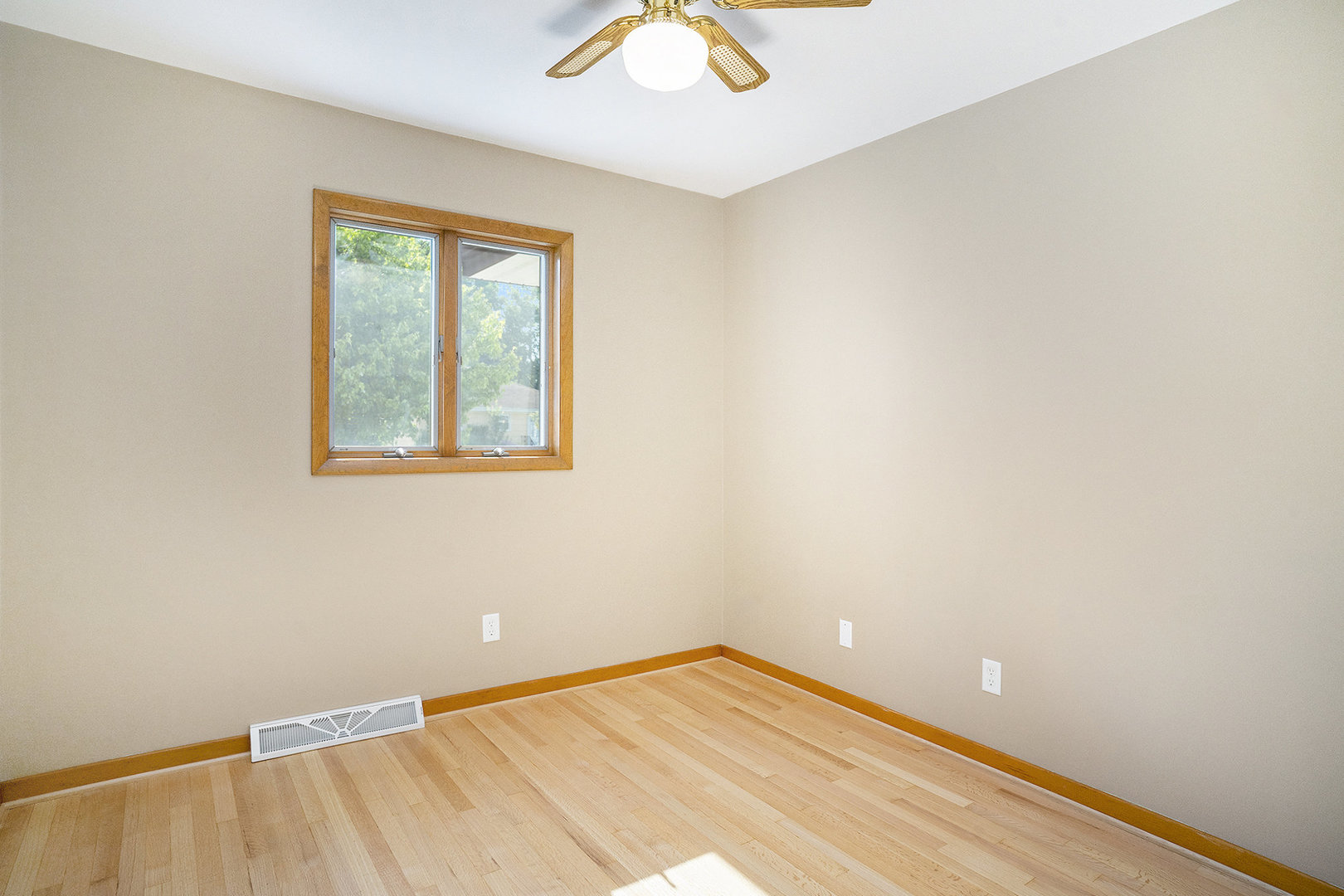 18518 Glen Oak Avenue, Lansing, IL 60438