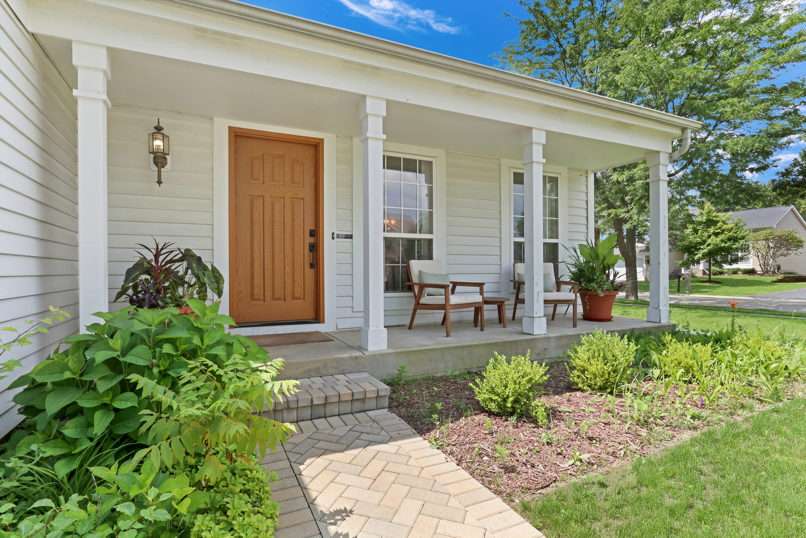 943 Braymore Drive, Grayslake, IL 60030