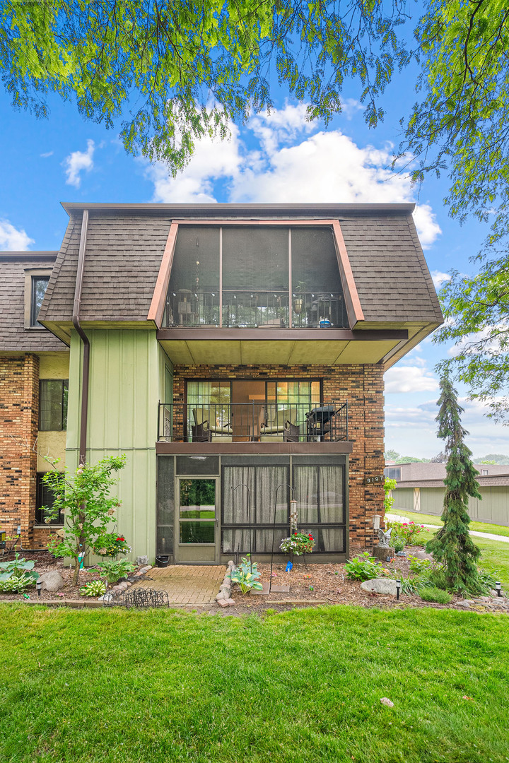 9197 North Road #C, Palos Hills, IL 60465