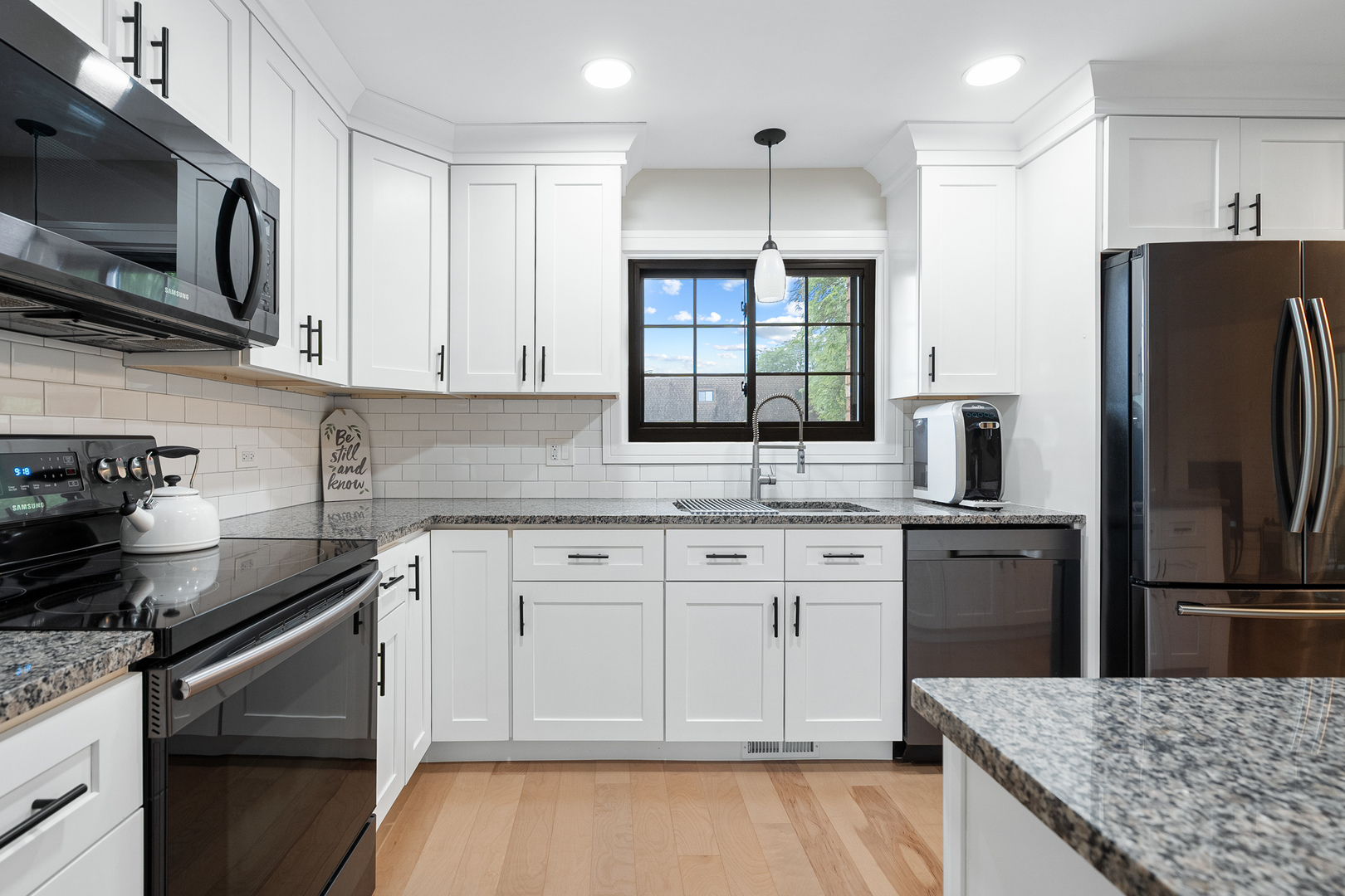 9197 North Road #C, Palos Hills, IL 60465