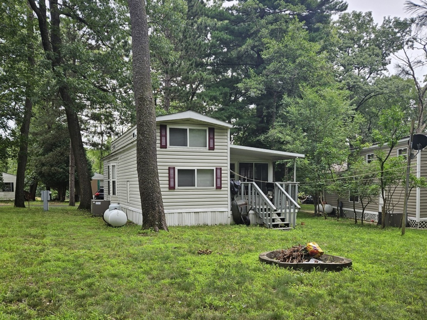7/150 Woodhaven Lakes, Sublette, IL 61367