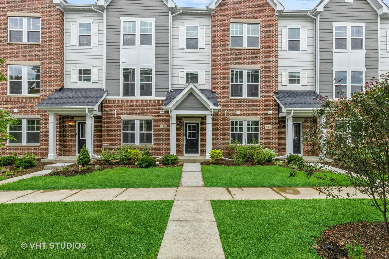 155 Yorktown Court #0, Libertyville, IL 60048