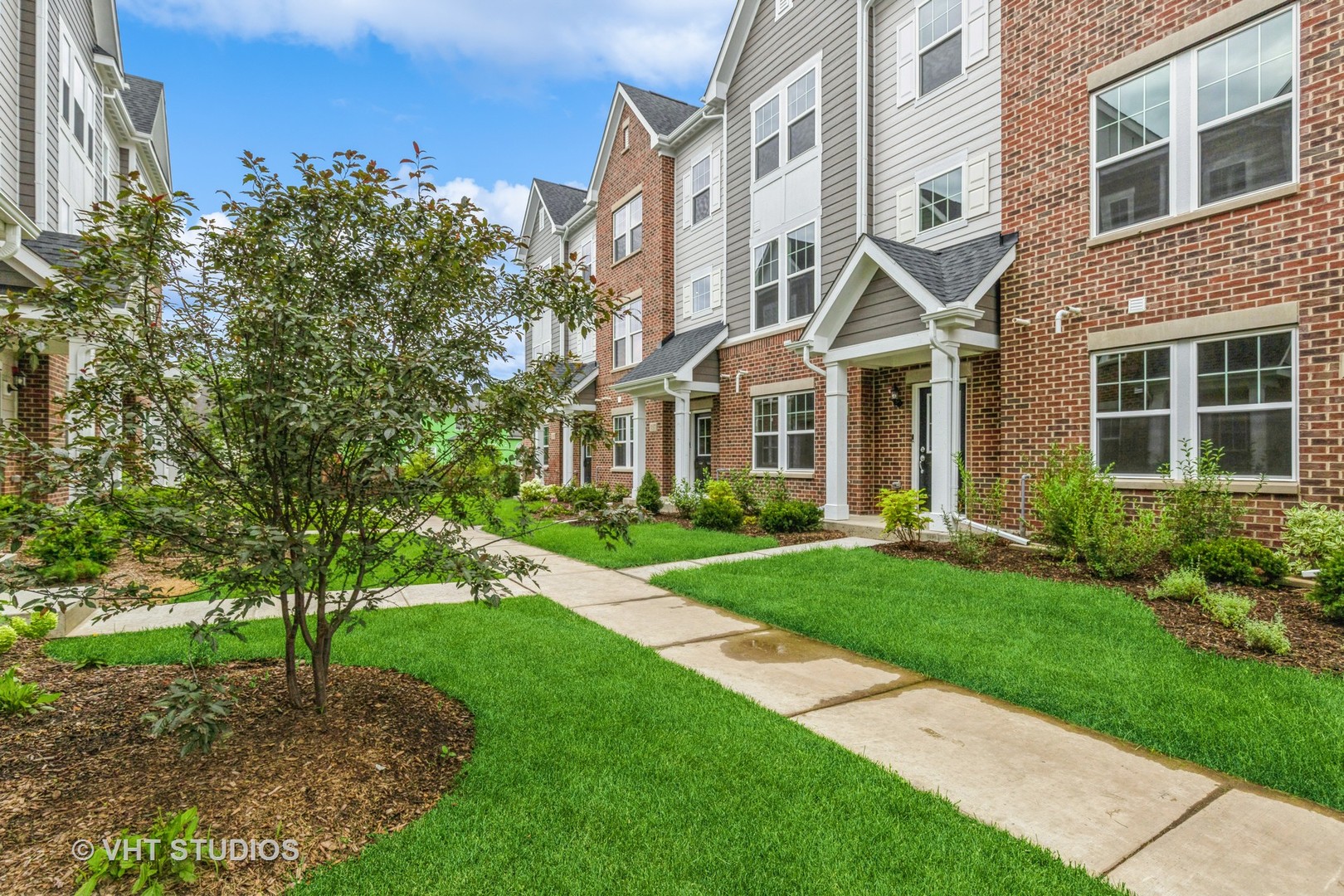 155 Yorktown Court #0, Libertyville, IL 60048