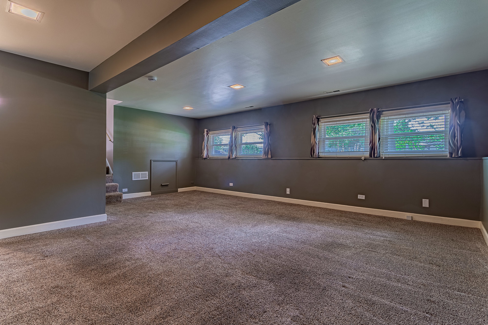 620 Lamorak Drive, Schaumburg, IL 60193
