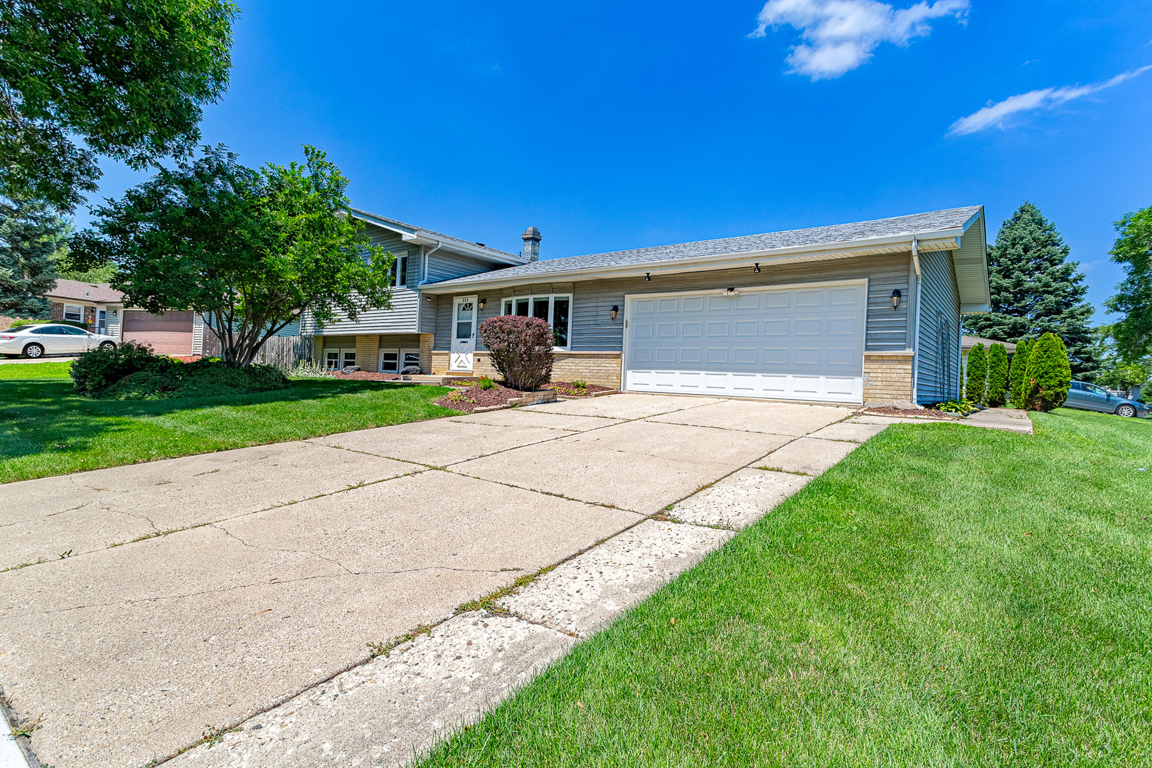 620 Lamorak Drive, Schaumburg, IL 60193