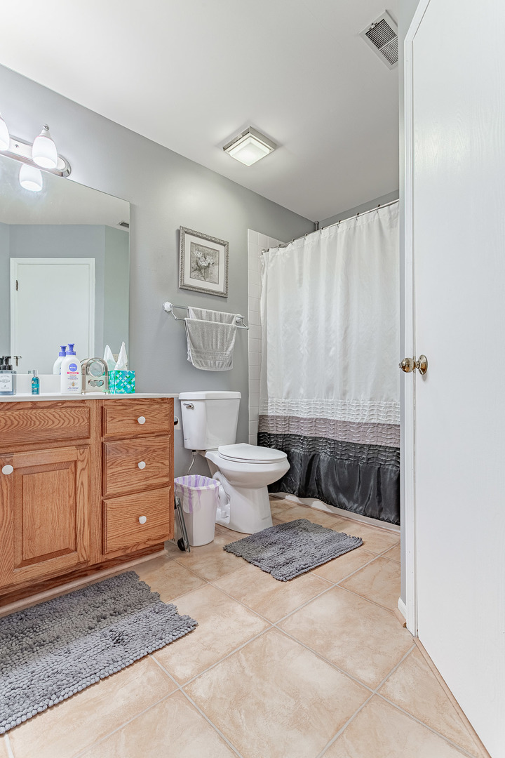 1266 Old Mill Lane, Elk Grove Village, IL 60007