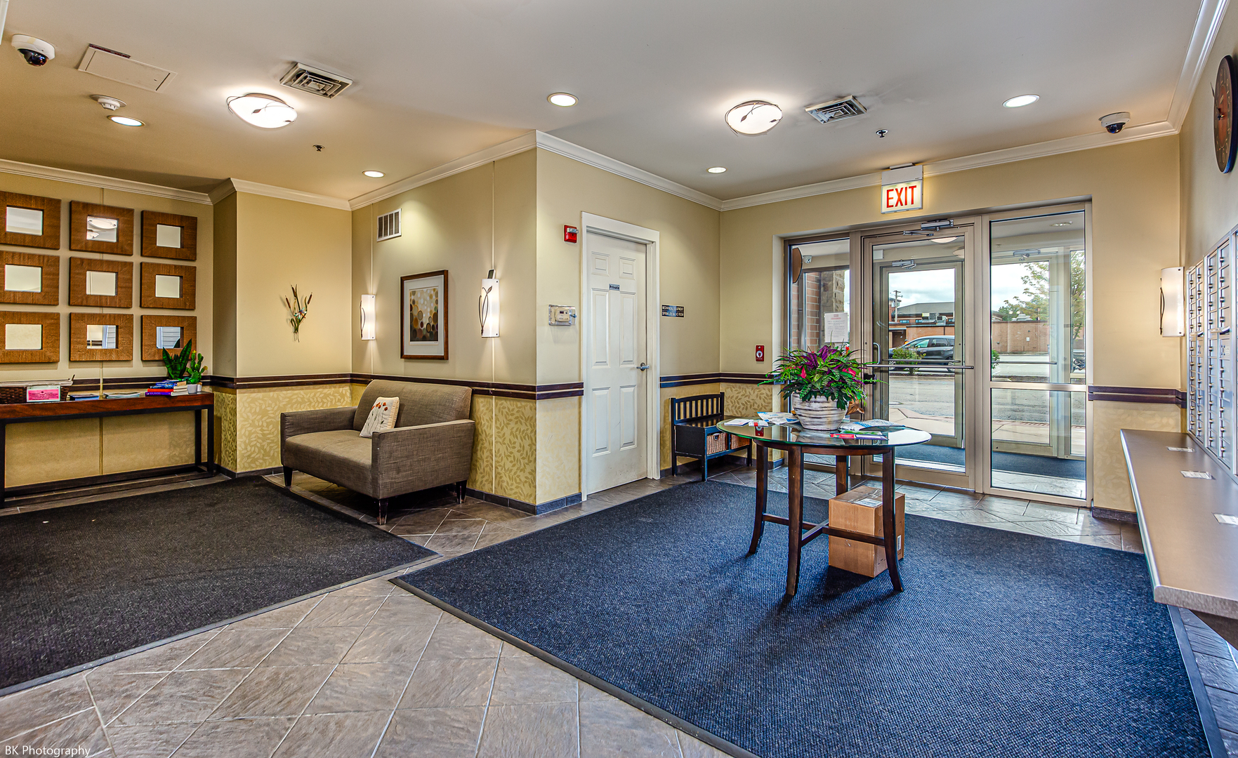 9530 S COOK Avenue #412, Oak Lawn, IL 60453