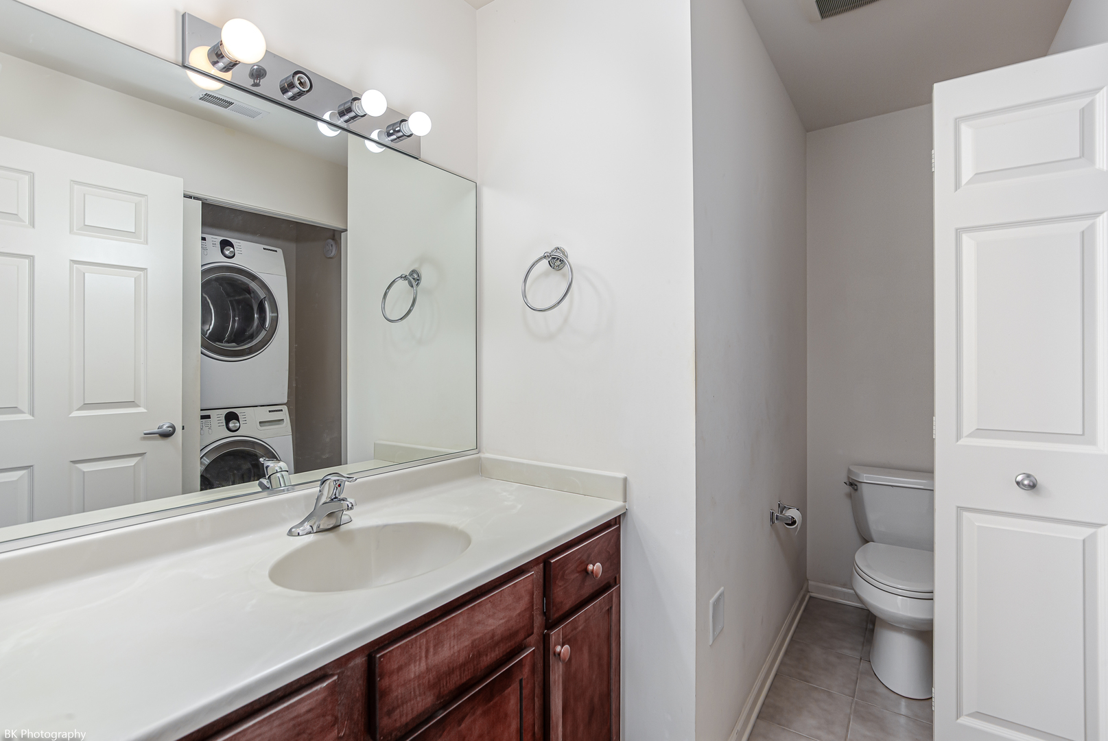 9530 S COOK Avenue #412, Oak Lawn, IL 60453