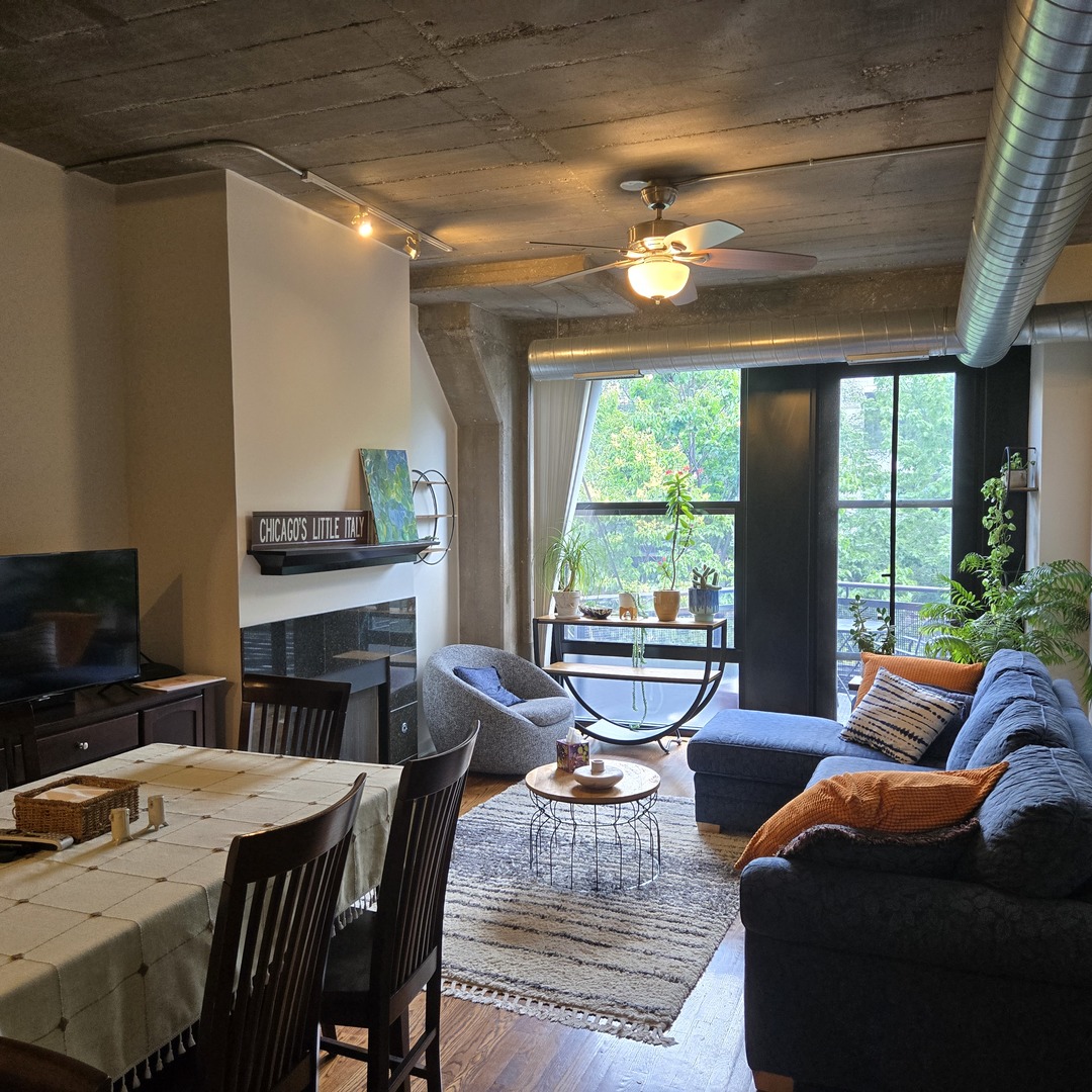 1111 W 15TH Street #228, Chicago, IL 60608