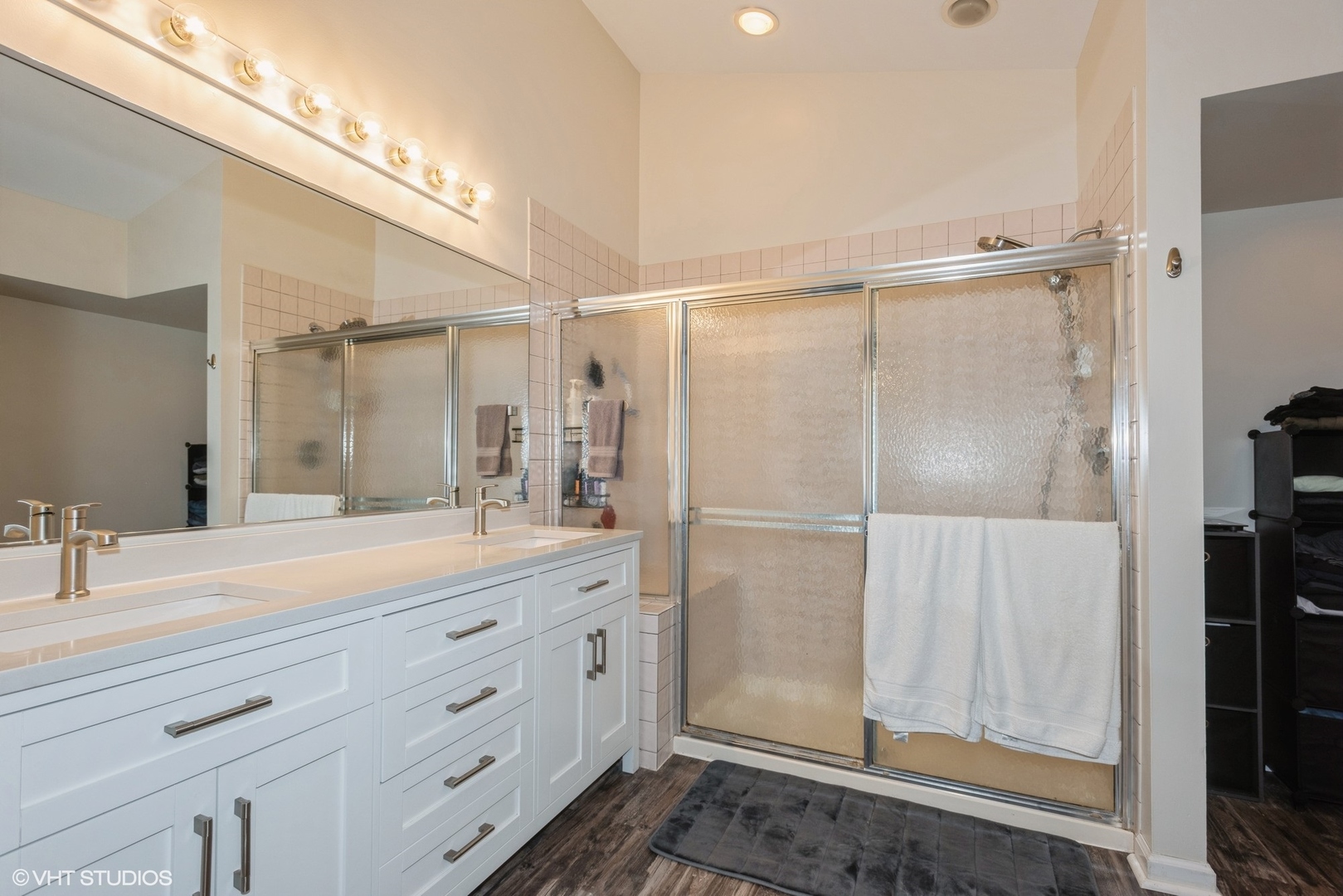 353 Pembroke Court #2, Schaumburg, IL 60193