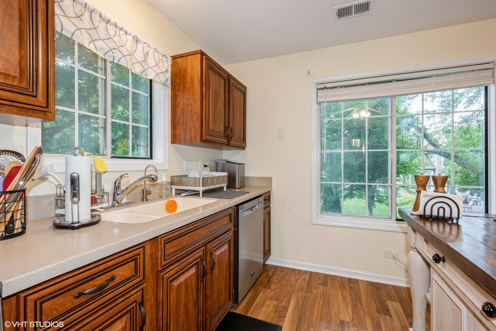 353 Pembroke Court #2, Schaumburg, IL 60193