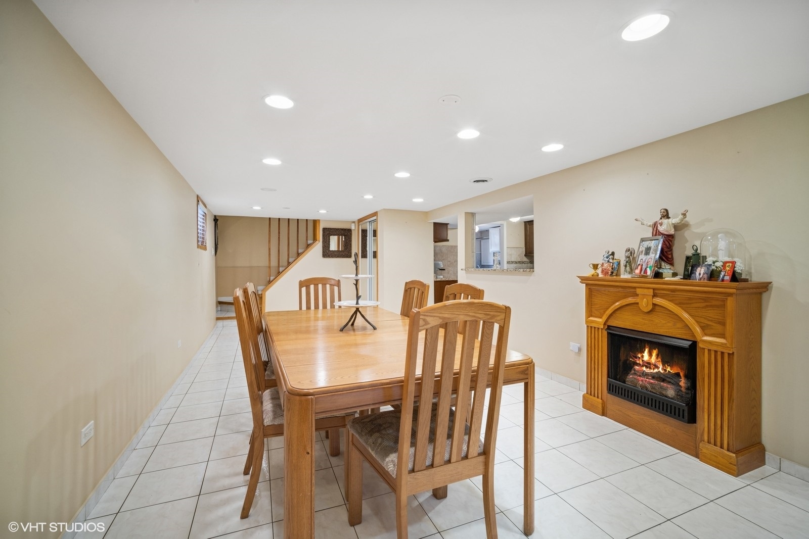 3231 N Osage Avenue, Chicago, IL 60634