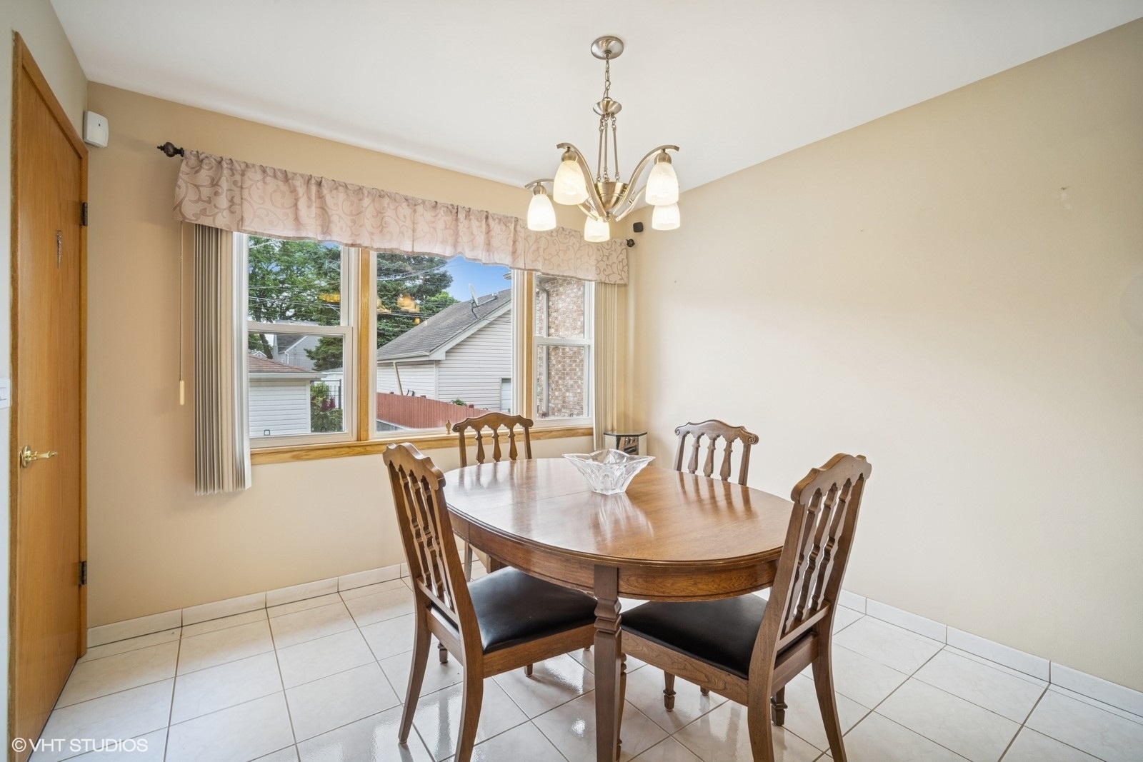 3231 N Osage Avenue, Chicago, IL 60634