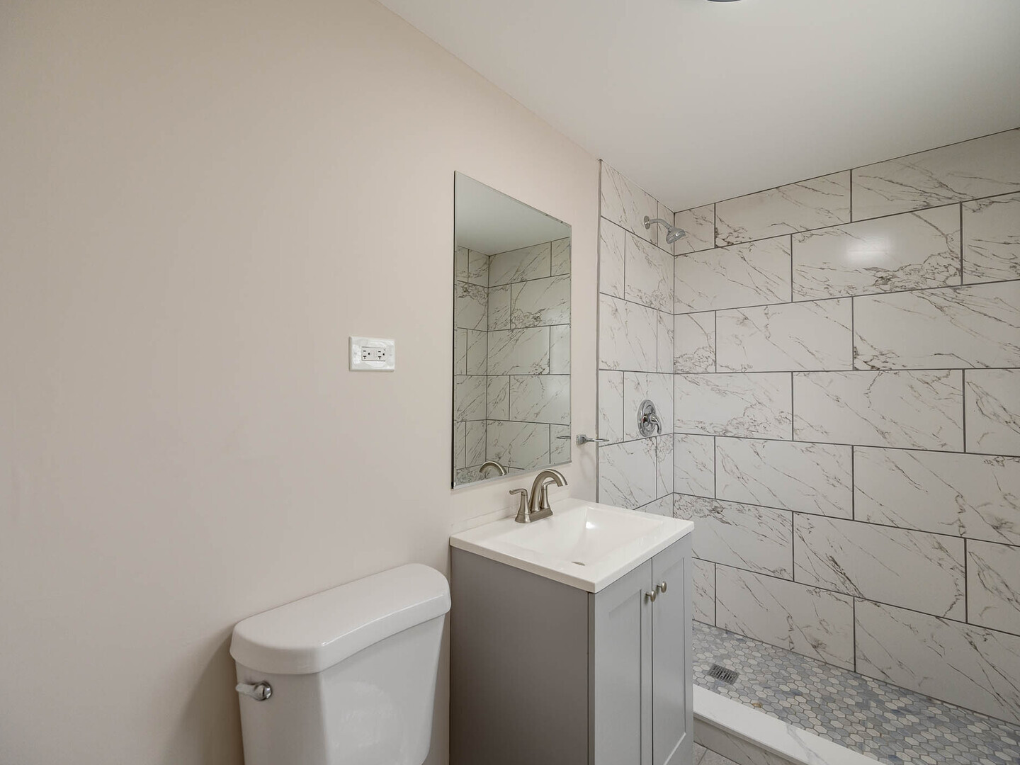 4730 S Lawler Avenue, Chicago, IL 60638