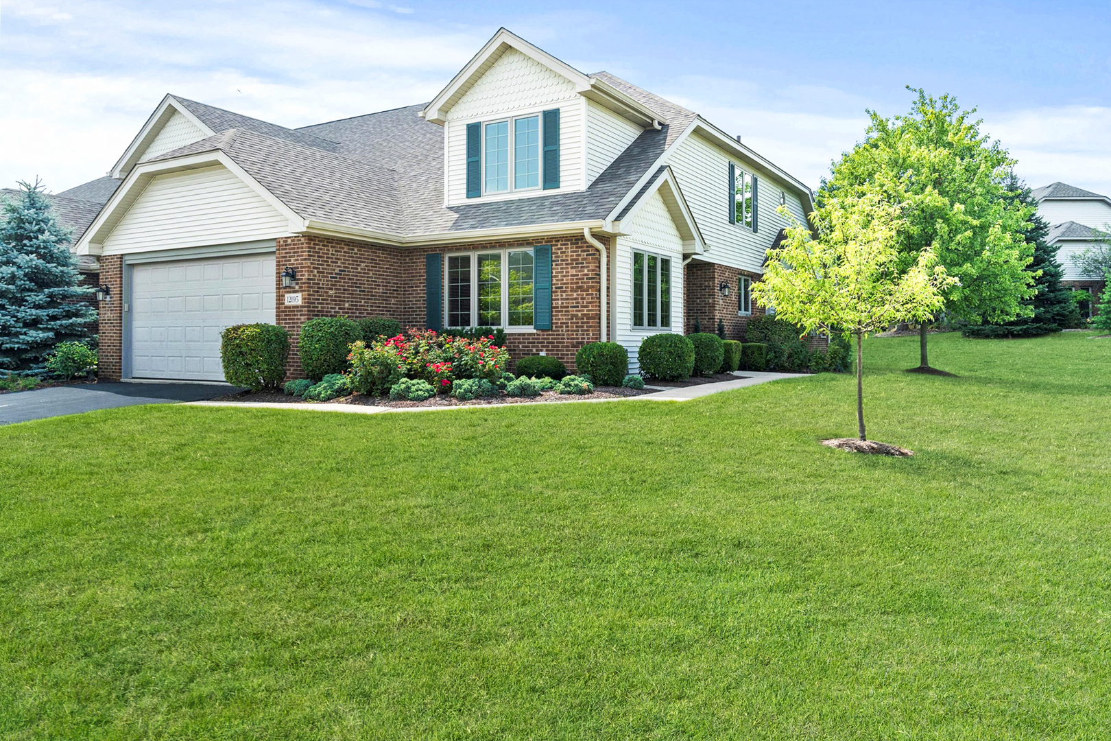 12195 Oxford Court, Lemont, IL 60439
