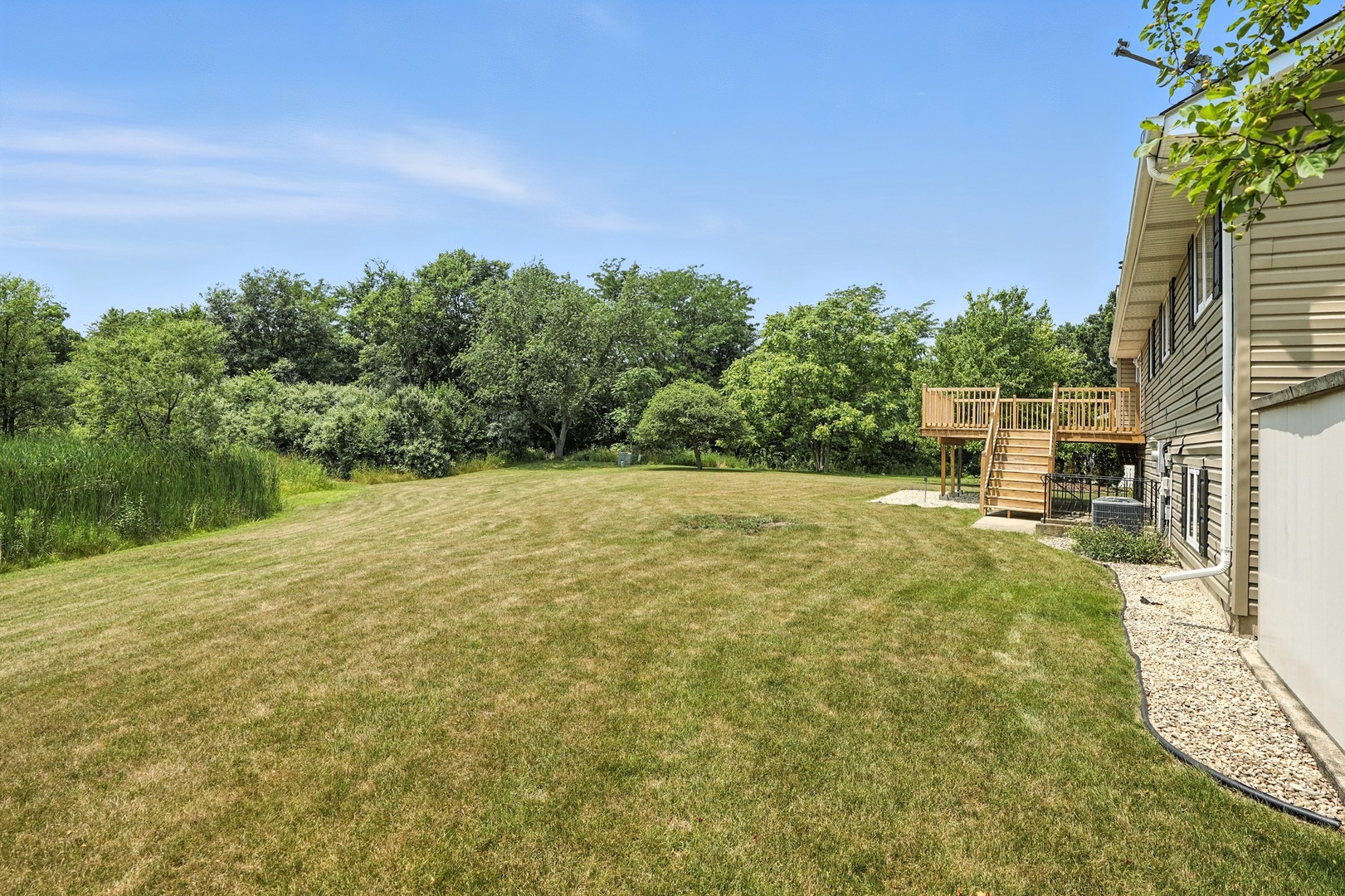 22 Summerhill Drive, Dyer, IN 46311