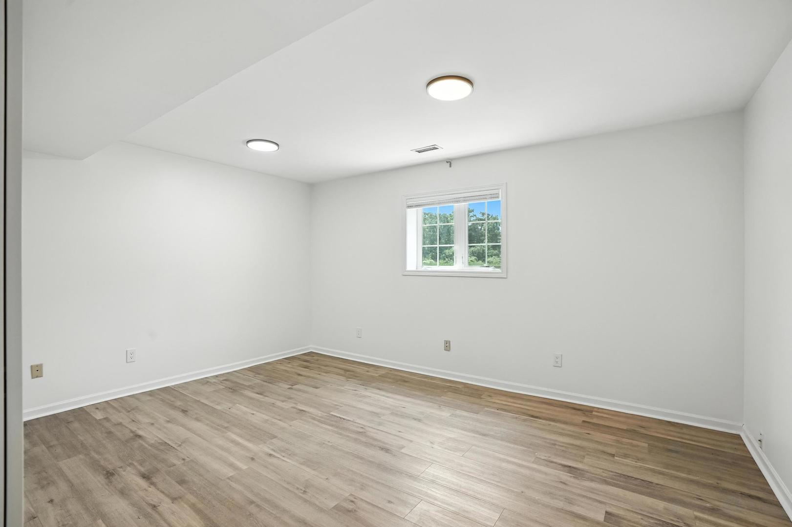 22 Summerhill Drive, Dyer, IN 46311