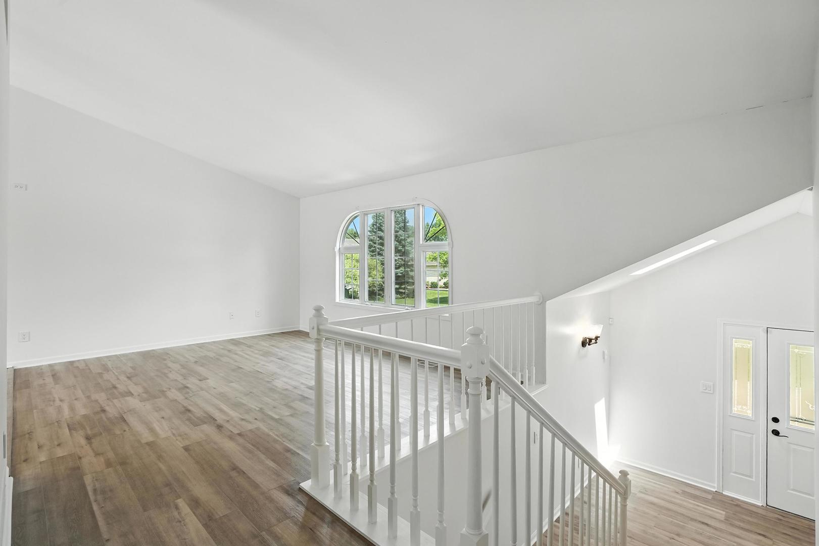 22 Summerhill Drive, Dyer, IN 46311