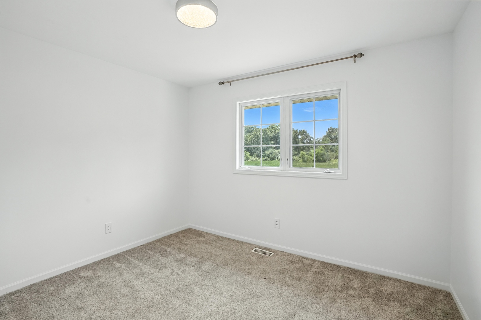 22 Summerhill Drive, Dyer, IN 46311