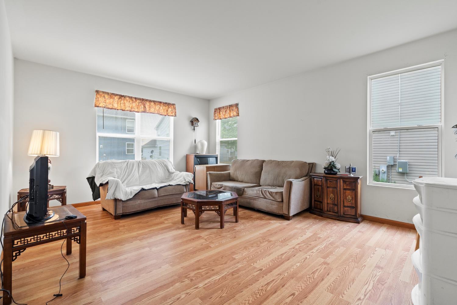 1409 Fitzer Drive, Joliet, IL 60431