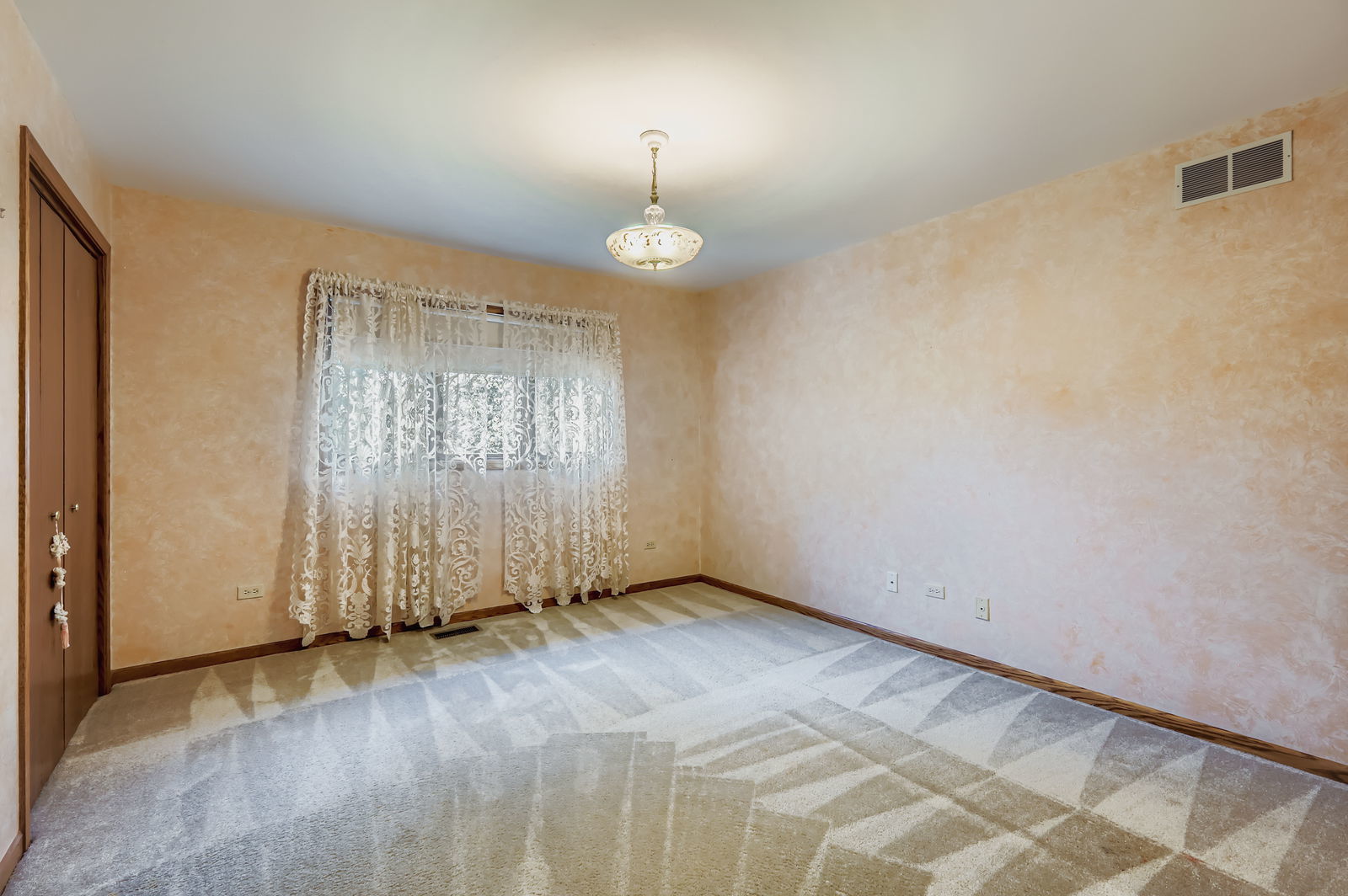 10785 Ashford Avenue, Frankfort, IL 60423