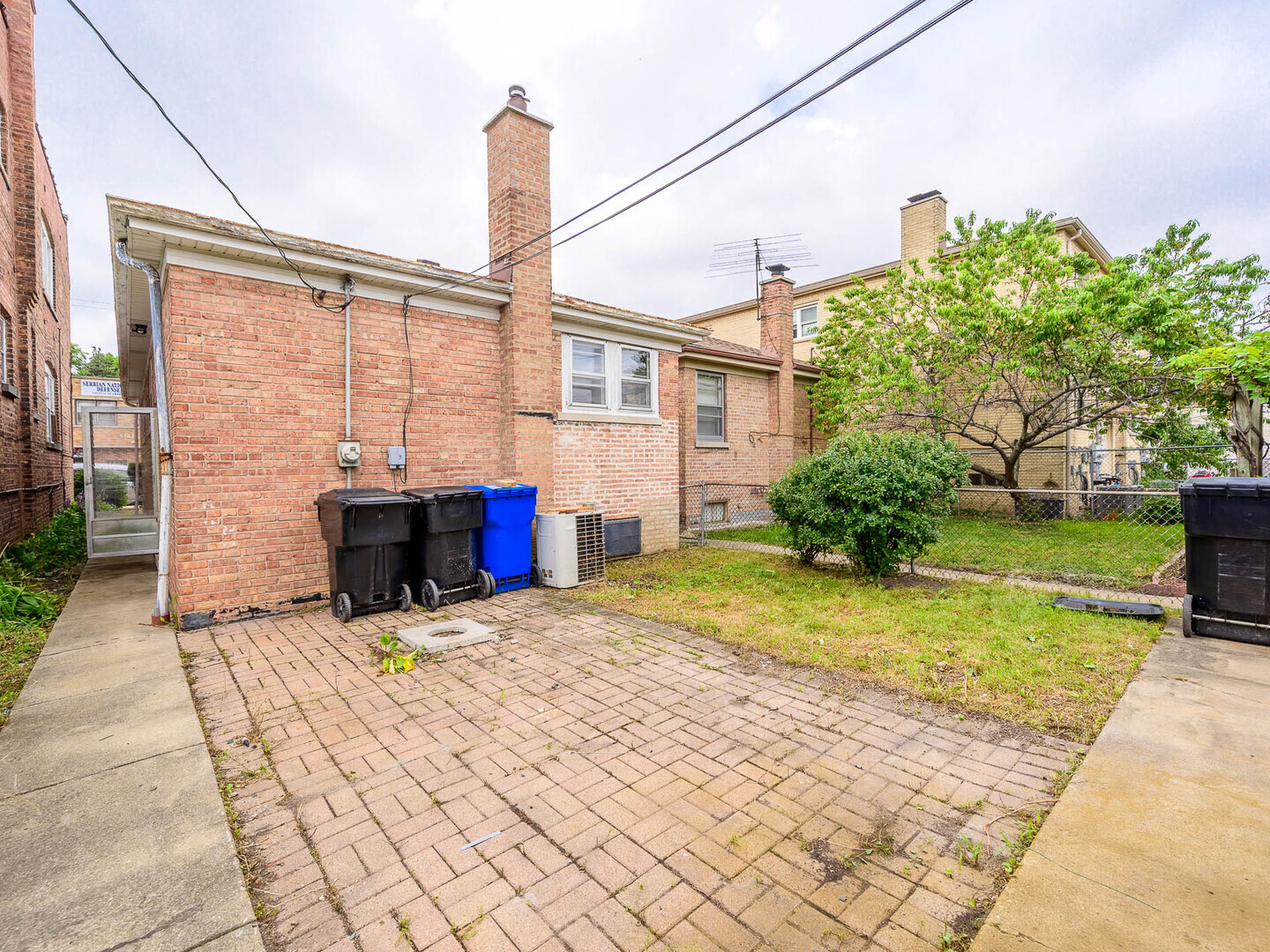 5783 N Elston Avenue, Chicago, IL 60646