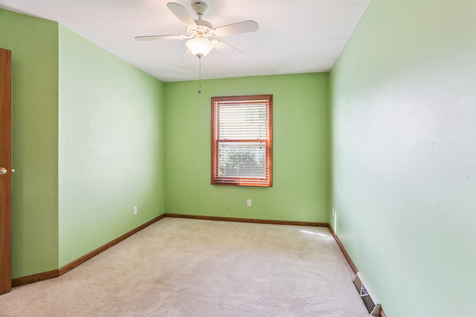 605 1st Avenue, Mendota, IL 61342