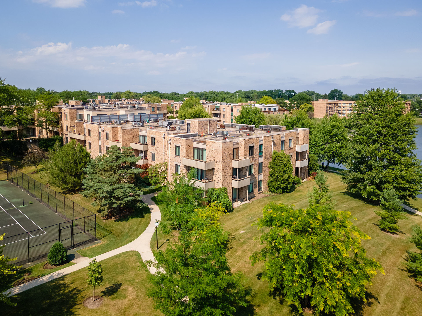 1912 Prairie Square #234, Schaumburg, IL 60173