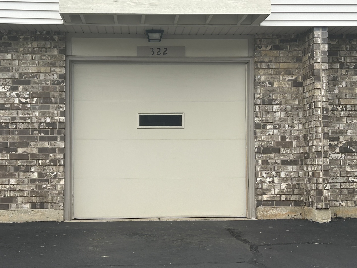 322 WHIDAH Court #322, Schaumburg, IL 60194