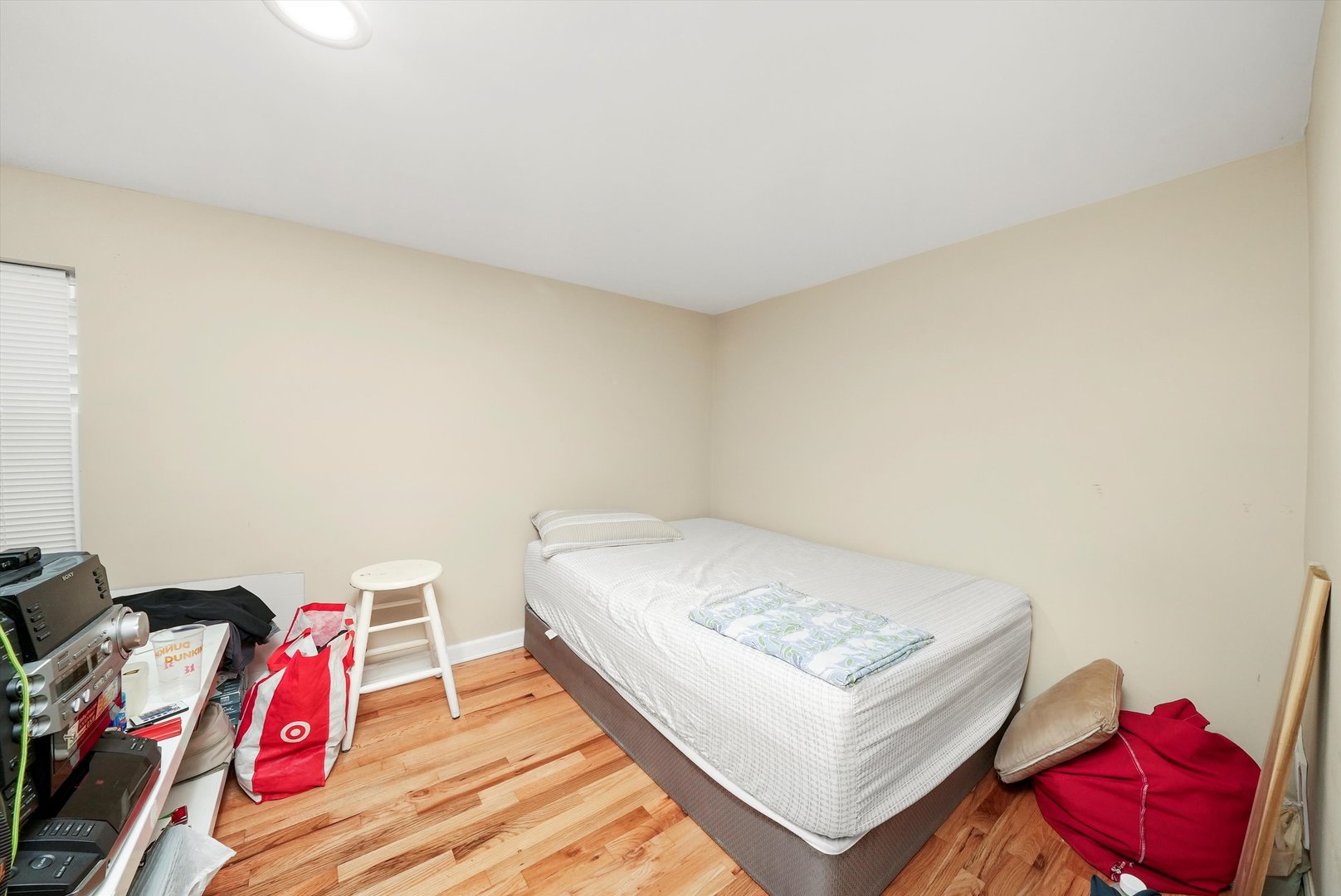 4614 N Springfield Avenue, Chicago, IL 60625