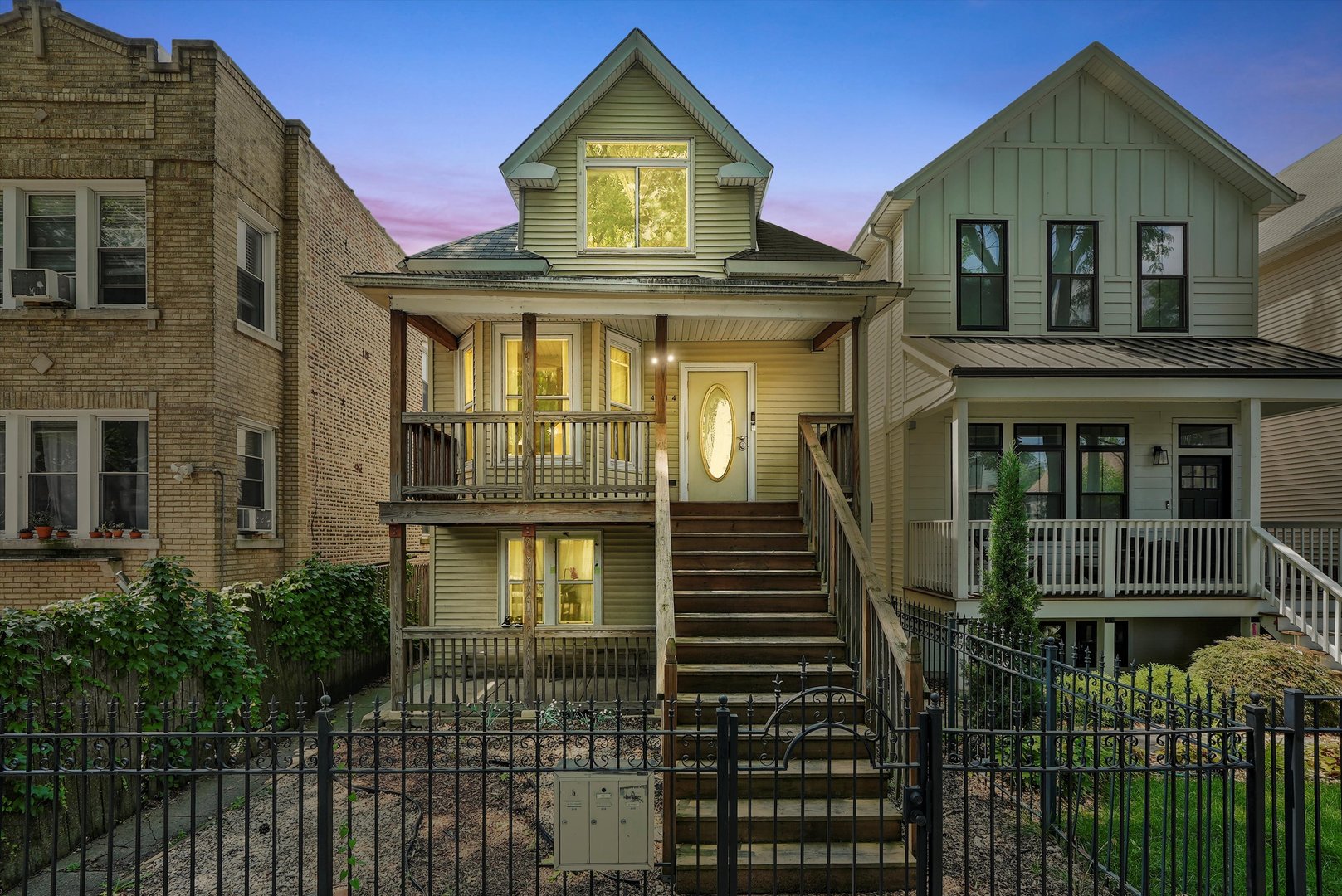 4614 N Springfield Avenue, Chicago, IL 60625