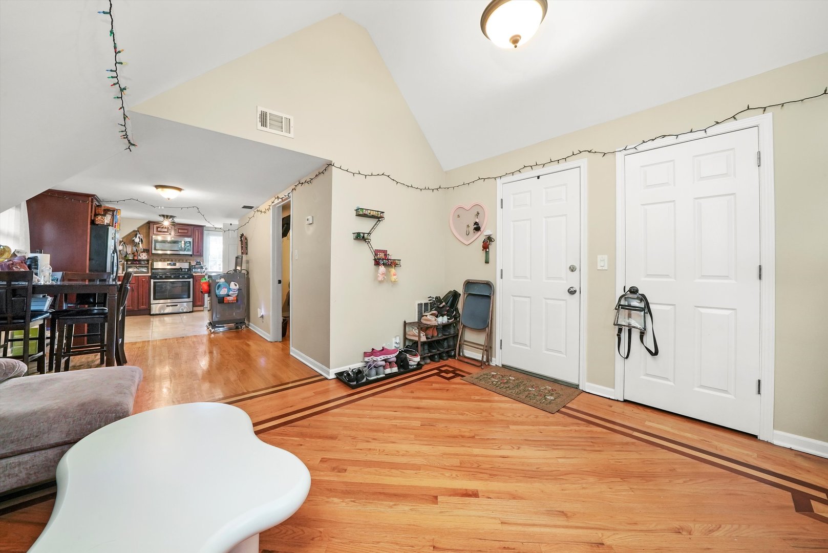 4614 N Springfield Avenue, Chicago, IL 60625