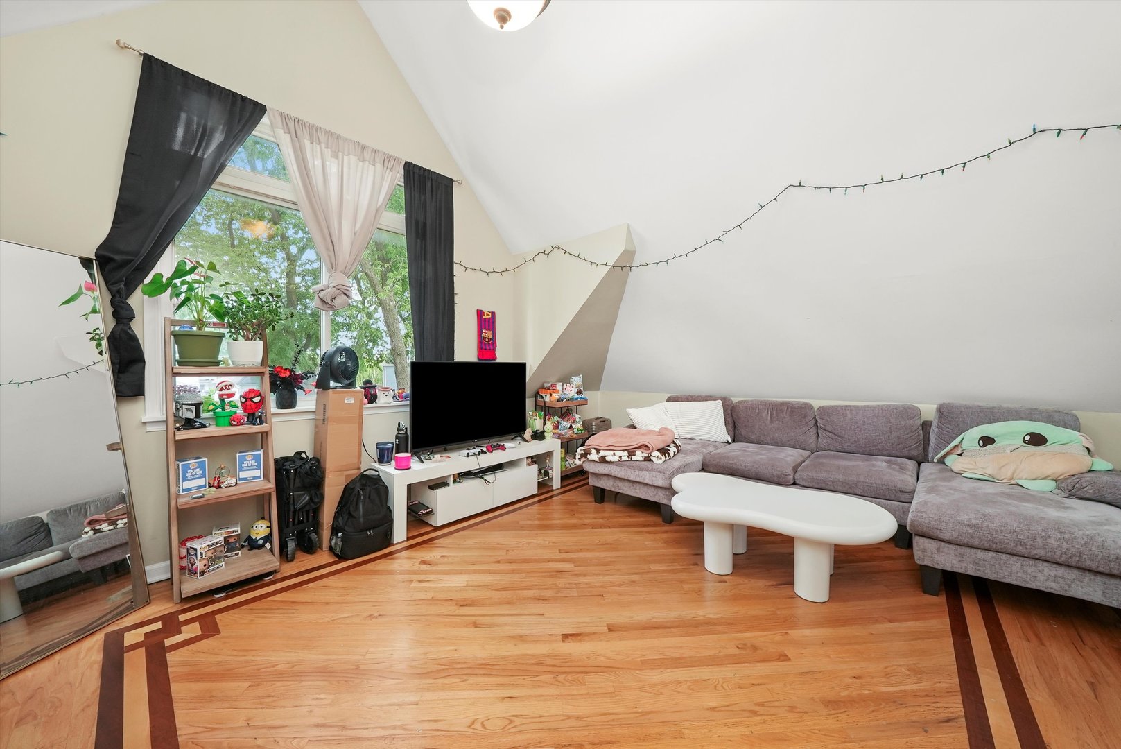 4614 N Springfield Avenue, Chicago, IL 60625