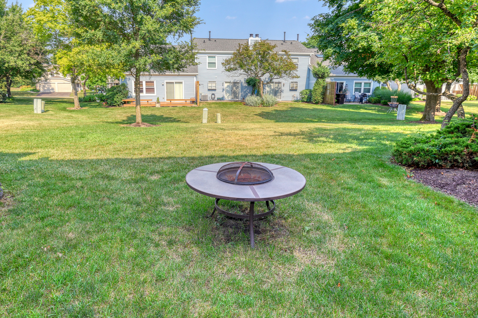 0n711 Bedford Lane, Winfield, IL 60190