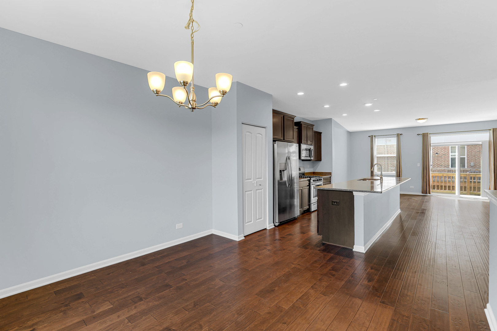 406 Prairie Court, Morton Grove, IL 60053