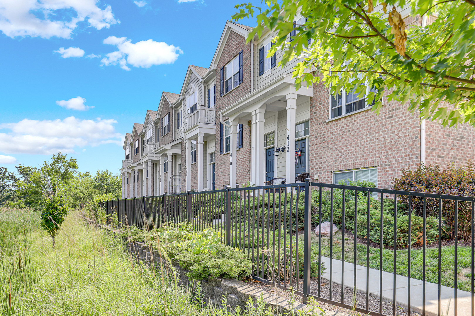 406 Prairie Court, Morton Grove, IL 60053