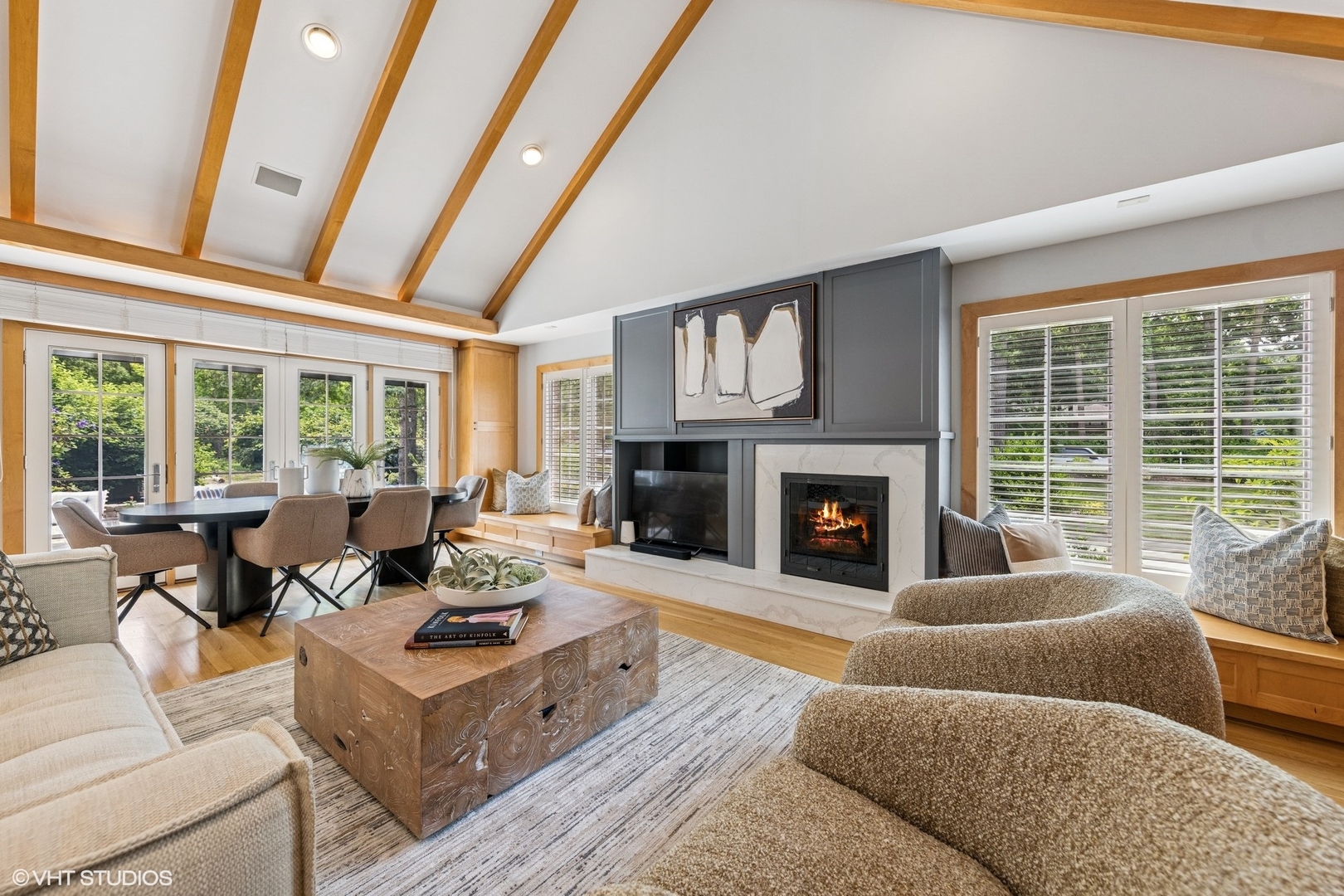 1030 CRESCENT Boulevard, Glen Ellyn, IL 60137