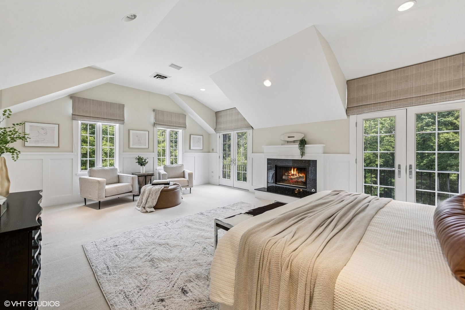 1030 CRESCENT Boulevard, Glen Ellyn, IL 60137
