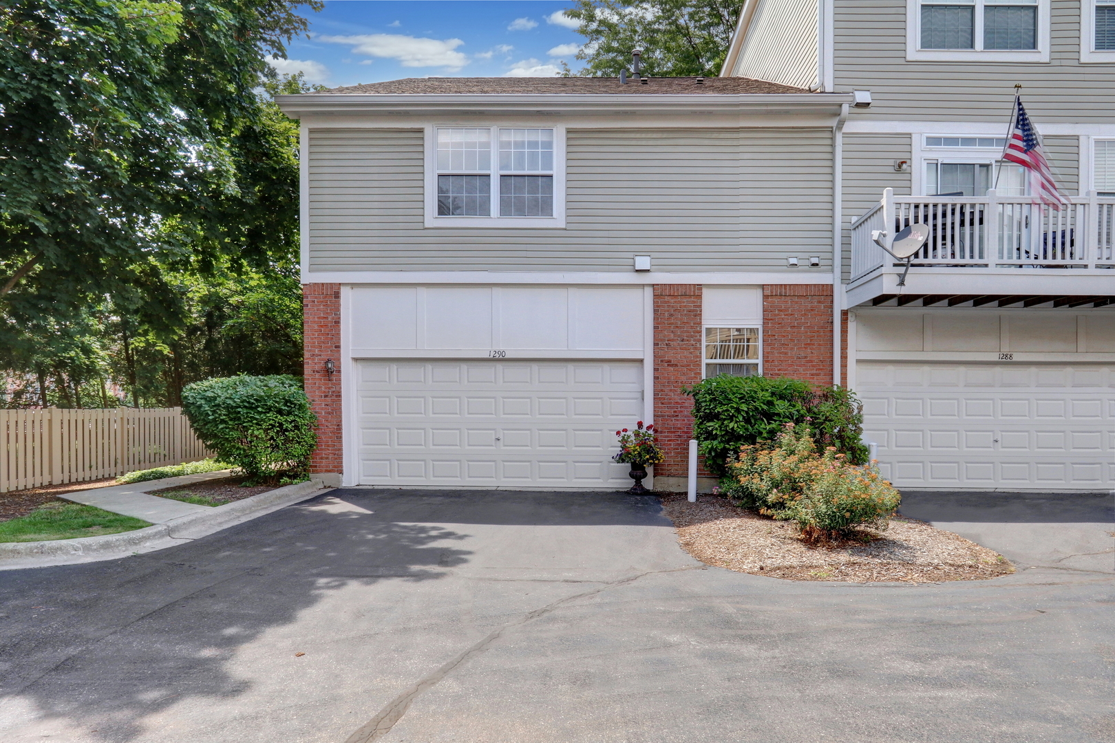1290 Georgetown Way, Vernon Hills, IL 60061