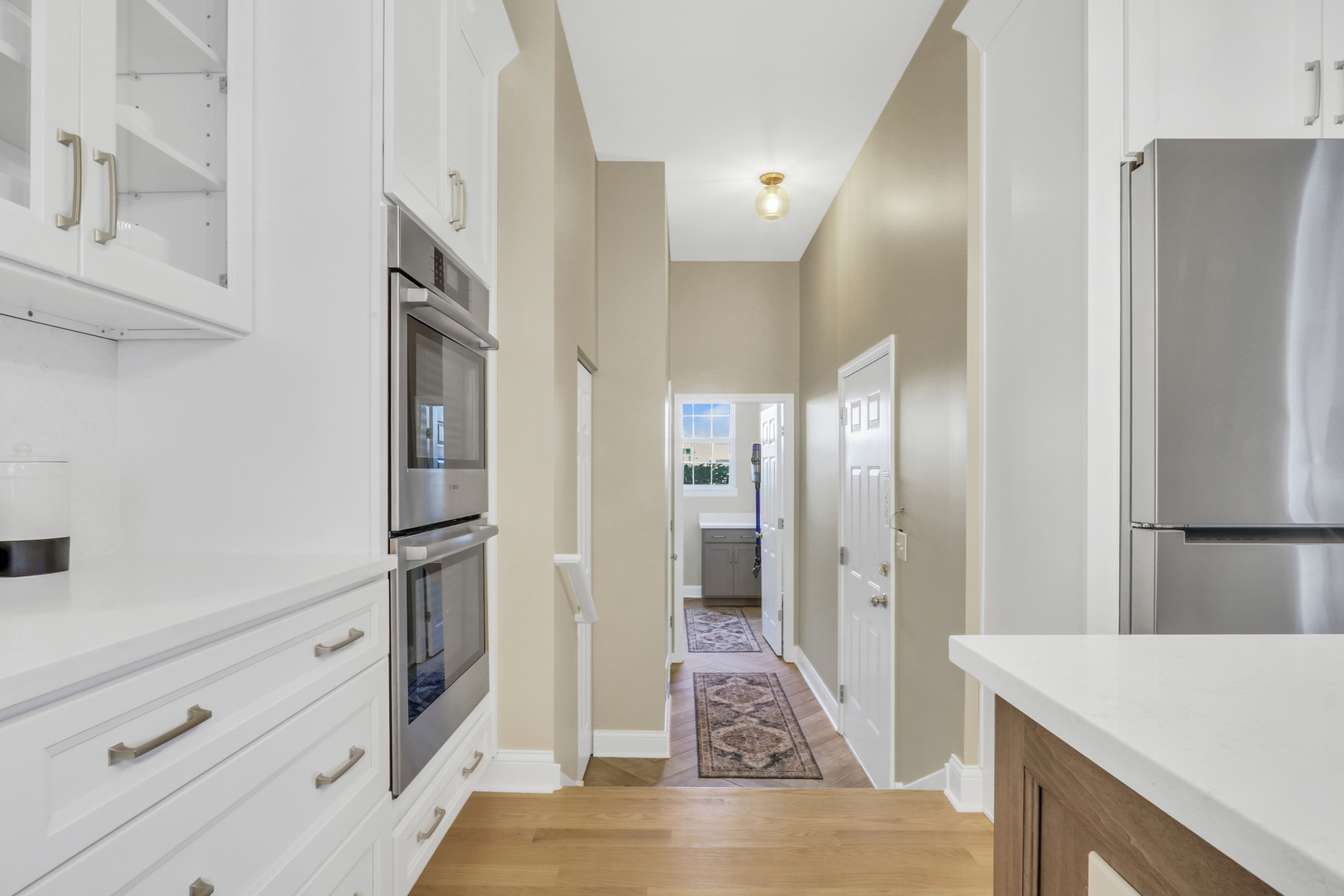 1290 Georgetown Way, Vernon Hills, IL 60061