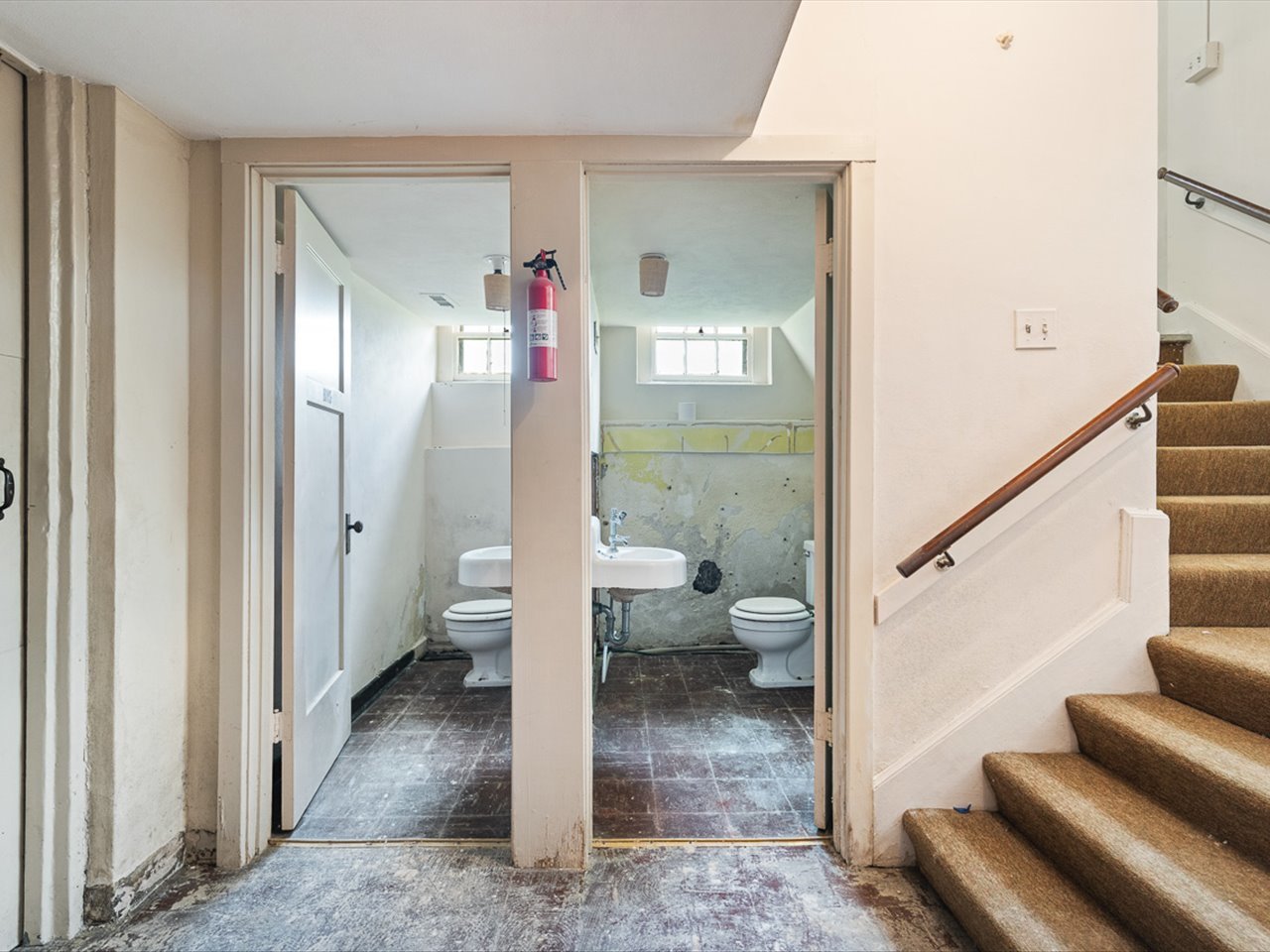 429 W Stephenson Street, Freeport, IL 61032