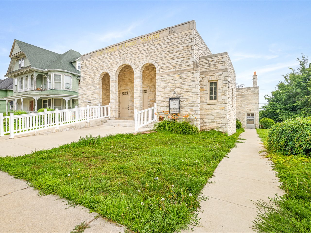429 W Stephenson Street, Freeport, IL 61032