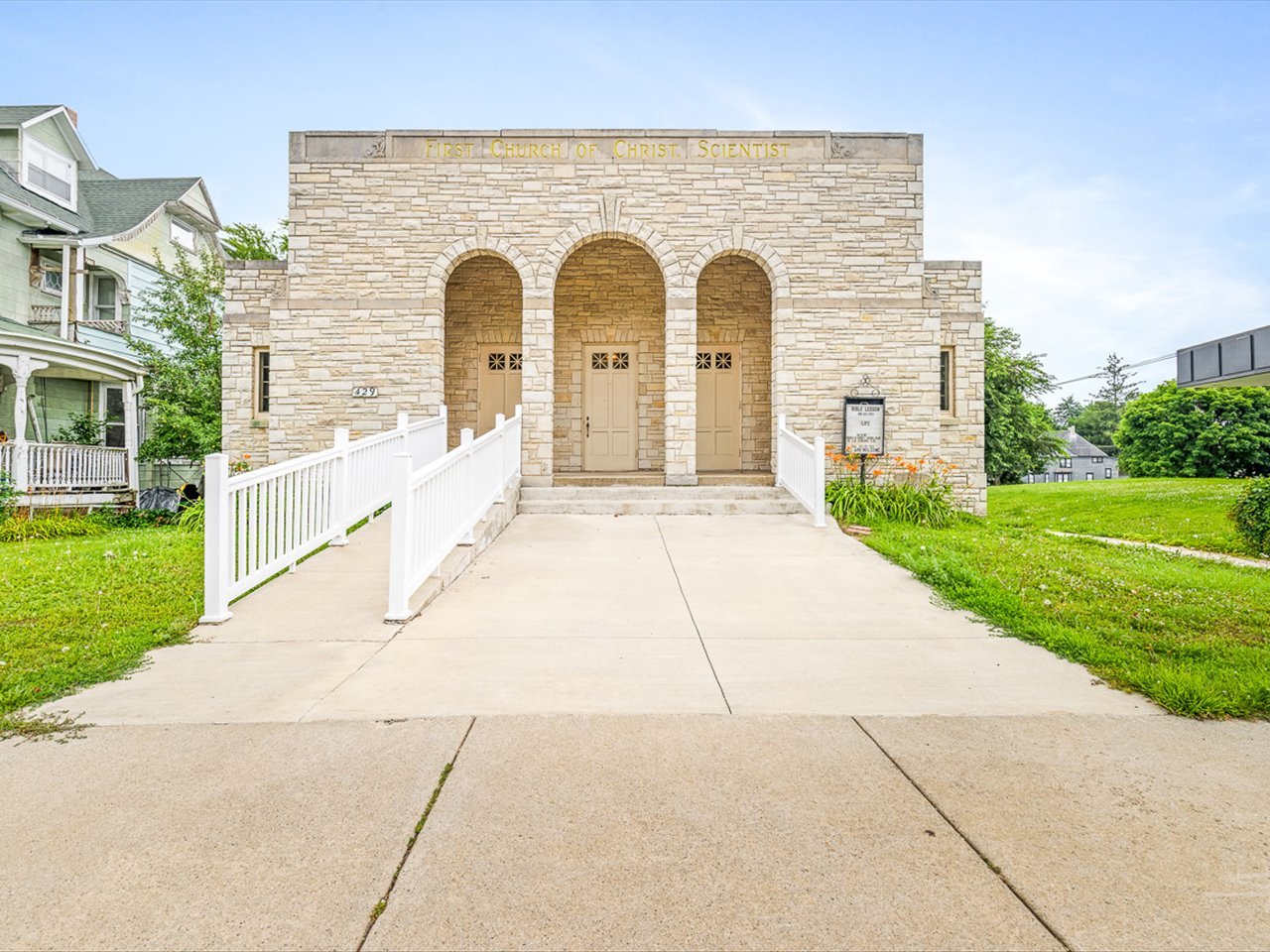 429 W Stephenson Street, Freeport, IL 61032