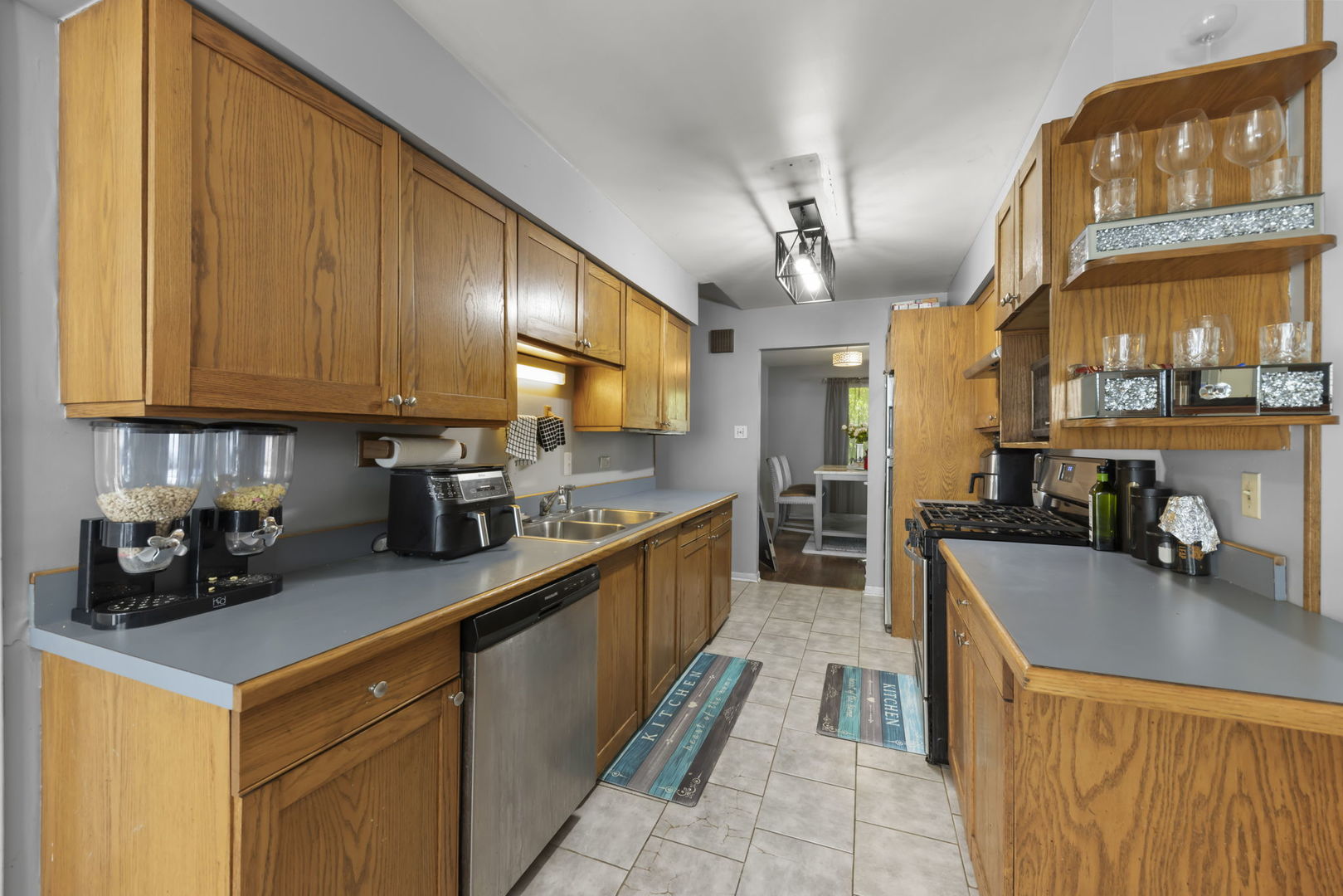 18357 Center Avenue, Homewood, IL 60430