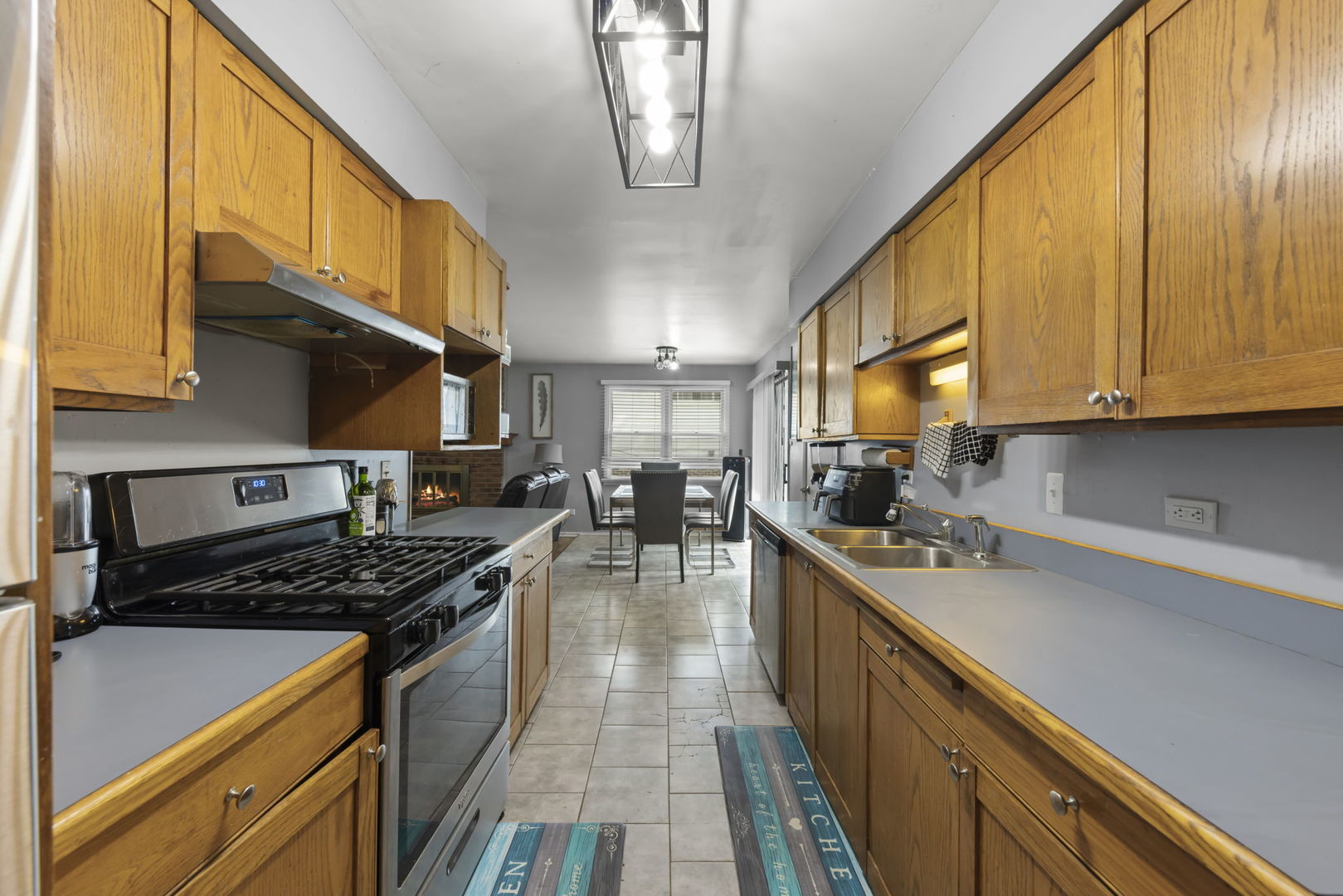 18357 Center Avenue, Homewood, IL 60430