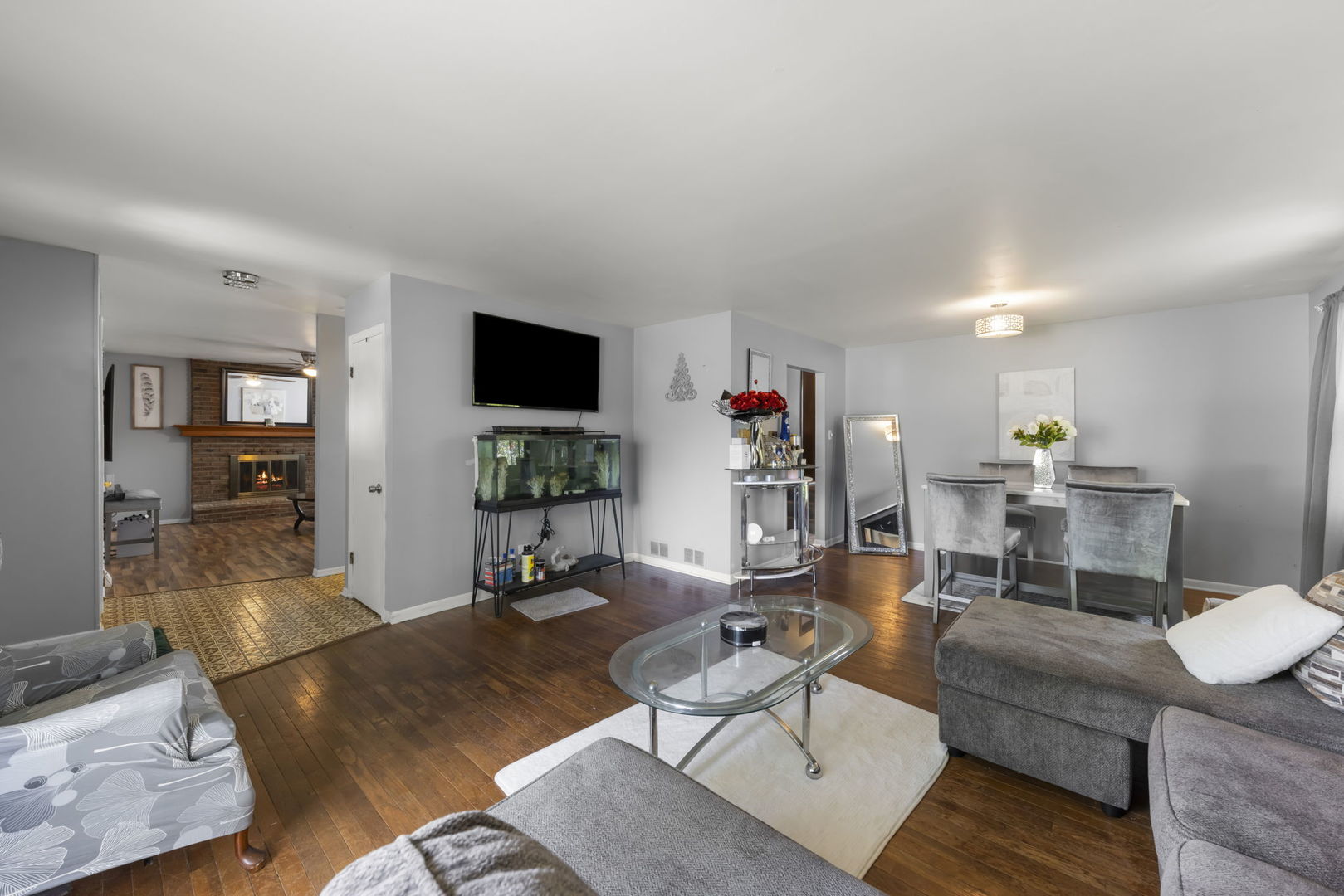 18357 Center Avenue, Homewood, IL 60430