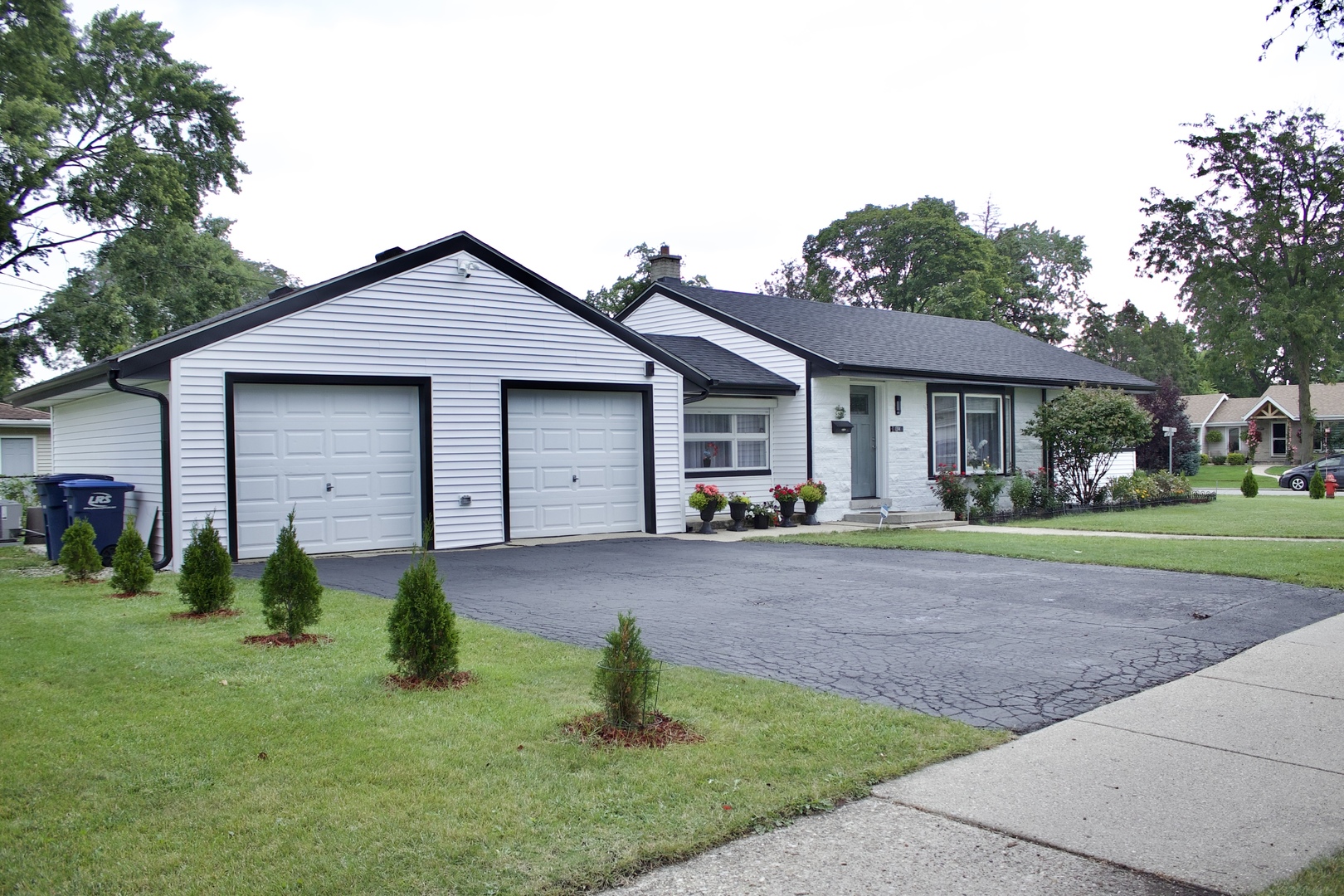 1394 Carol Lane, Des Plaines, IL 60018