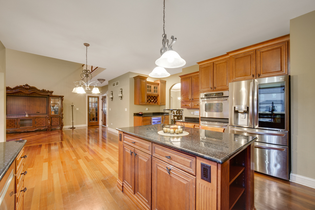 12929 Alpine Way, Plainfield, IL 60585