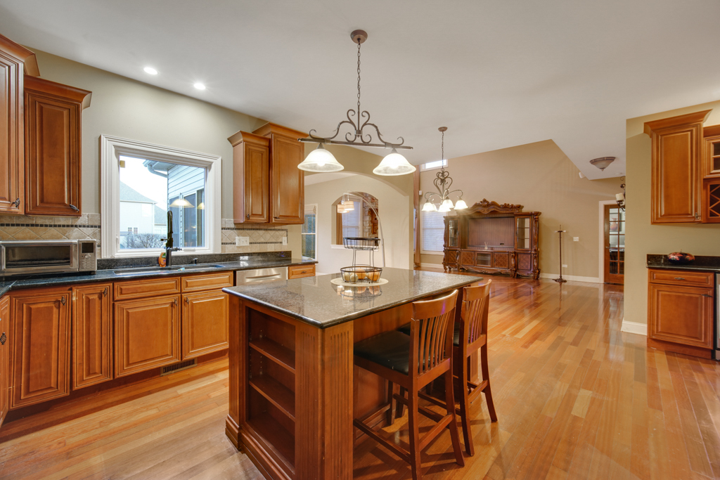 12929 Alpine Way, Plainfield, IL 60585
